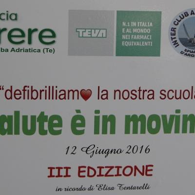 Consegna defibrillatori 2016